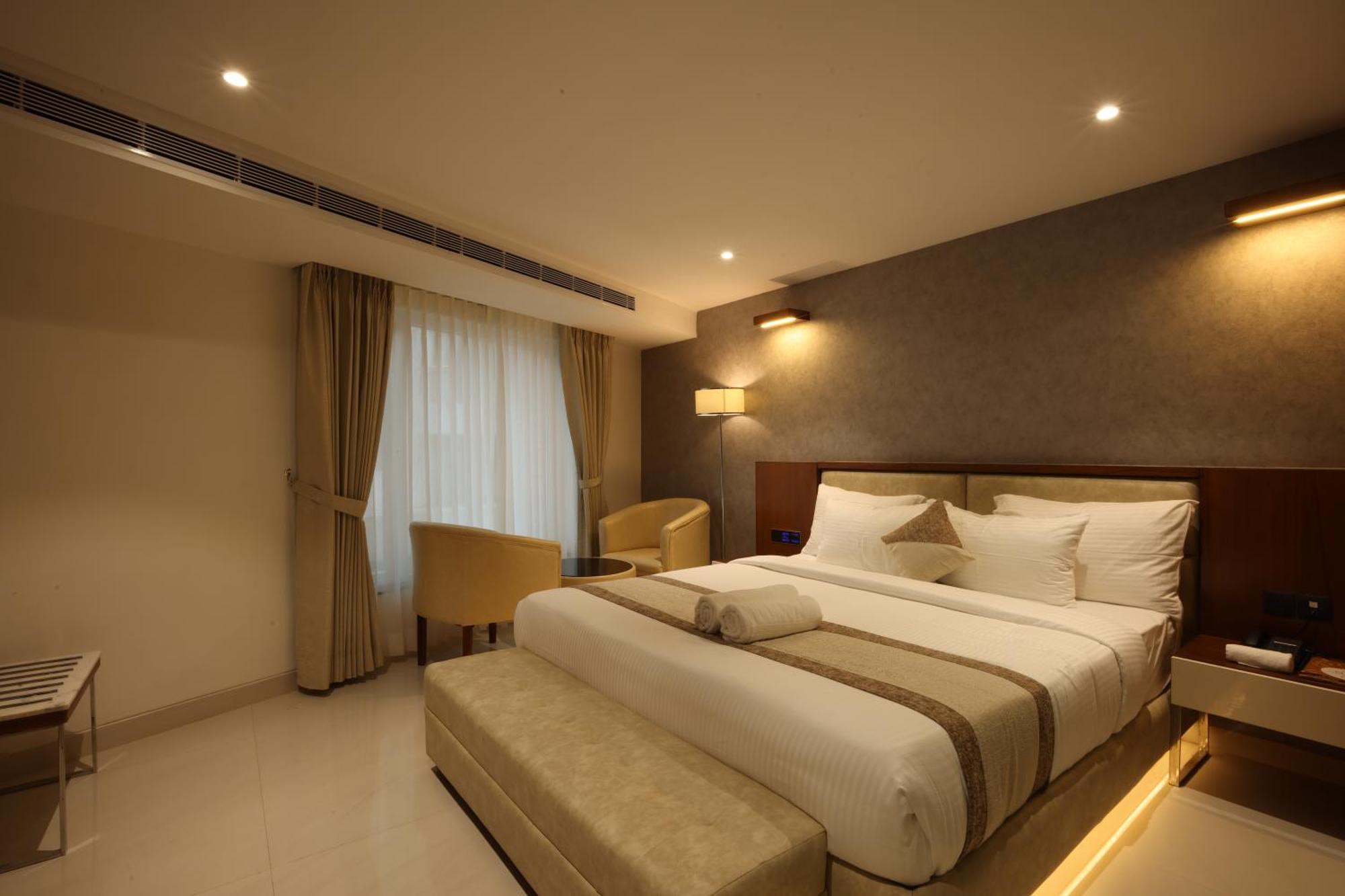 Royal Plaza Suites By Rak Rooms, Mangaluru Exterior foto